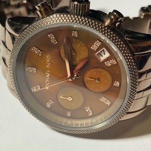 Michael Kors Womens MK5547 Showstopper Chronograph in Chocolate